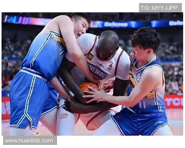 新疆与广东季后赛第三场激战即将上演谁能笑到最后引发关注