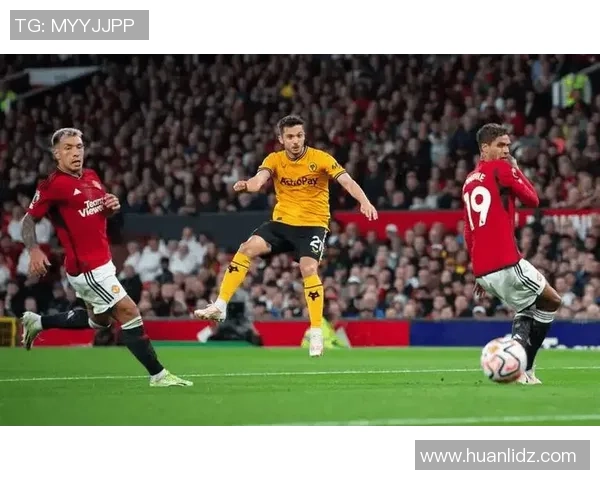 加的夫城主场迎战狼队争夺英超宝贵三分的精彩对决