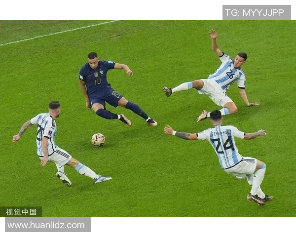 姆巴佩引领新一代足球潮流他的技术与速度如何改变比赛格局 姆巴佩引领新一代足球潮流他的技术与速度如何改变比赛格局