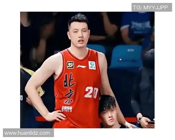 翟晓川：从篮球场上的拼搏者到人生舞台上的多面手