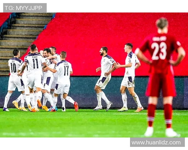 穆西亚拉：年轻天才如何引领足球新时代的崛起与挑战